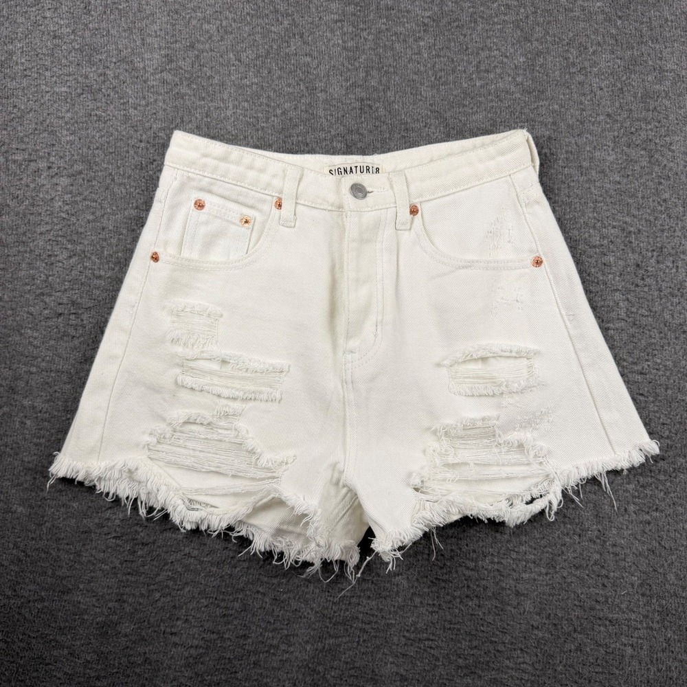 Signature 8 White Distressed Denim Shorts High Rise Frayed Hem S8786W Womens S
